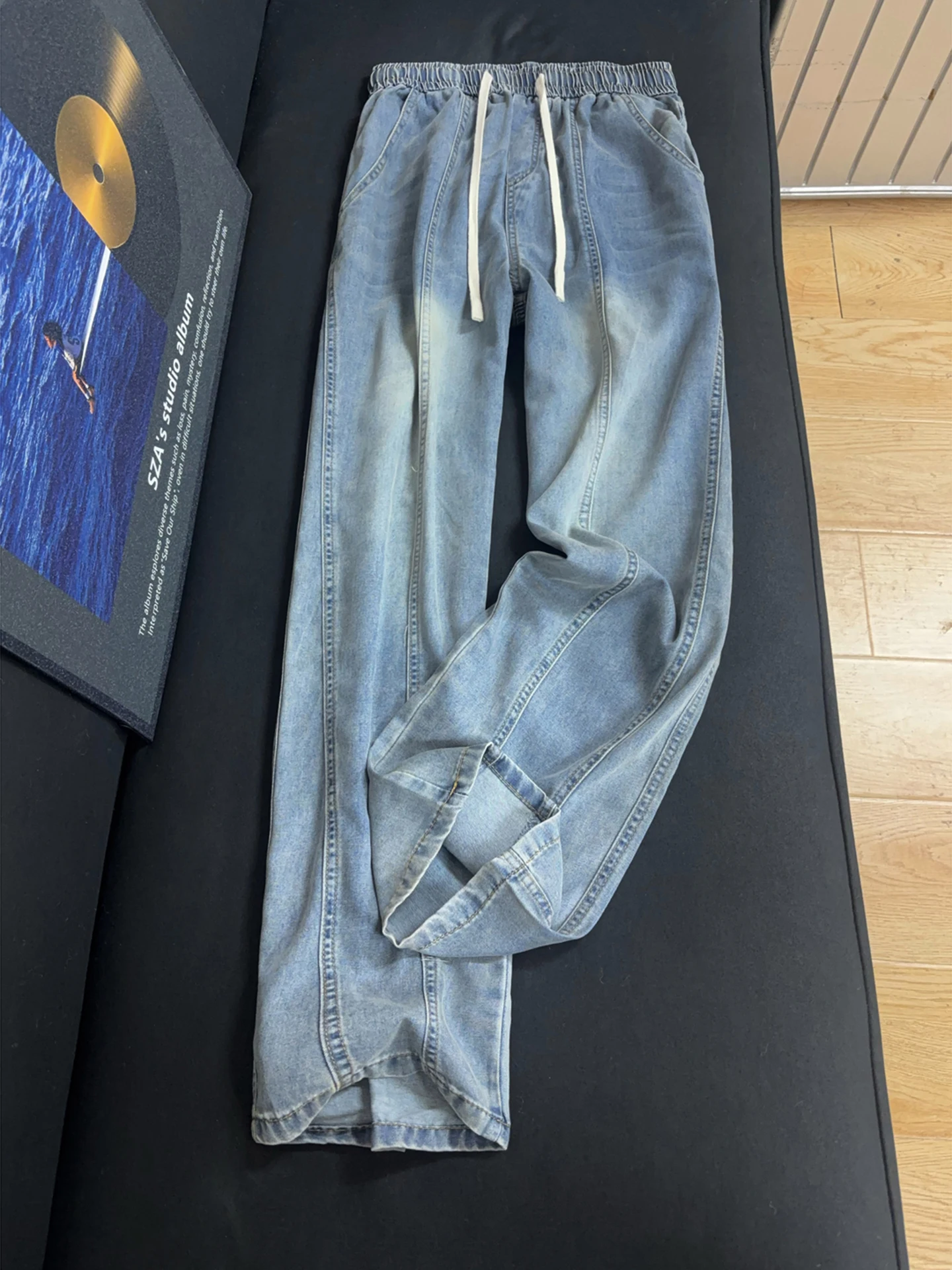 Cleanfit Blue Slant Cut Lyocell Denim Jeans Men Summer Thin Elastic Waist Straight Ice Silk Pants Casual Loose Fit Jeans
Cleanfit Blue Slant Cut Lyocell Denim Jeans Men Summer Thin Elastic Waist Straight Ice Silk Pants Casual Loose Fit Jeans