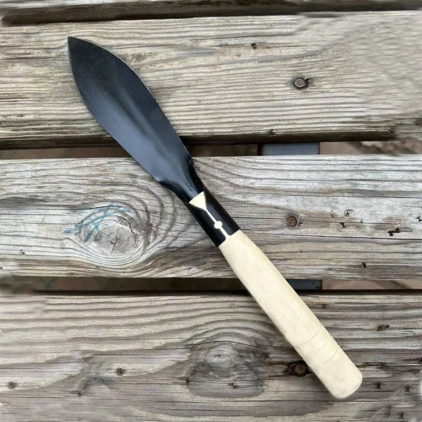 Small Digging Shovel Thickened Blade Small Planting Trowel Vegetable Digging Tool Multi-Function Sturdy Duty Hand Trowel
Small Digging Shovel Thickened Blade Small Planting Trowel Vegetable Digging Tool Multi-Function Sturdy Duty Hand Trowel