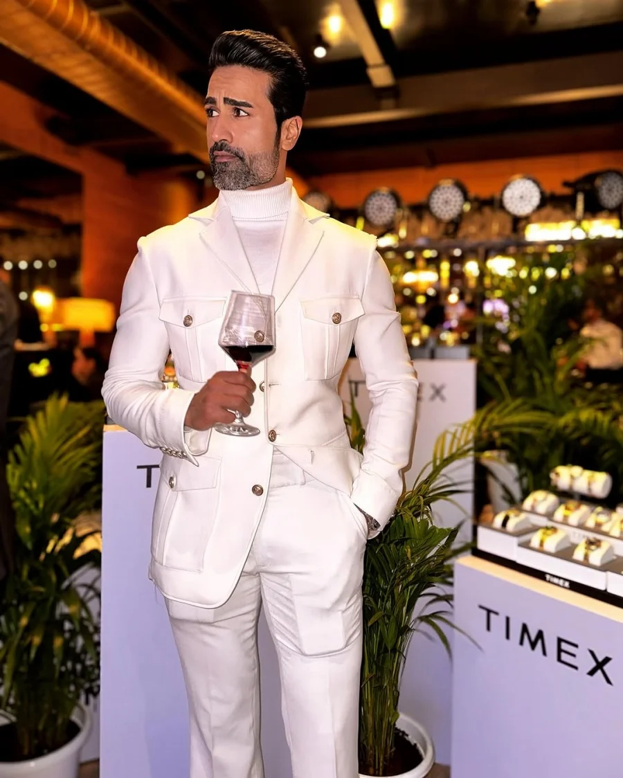 Fashion Ivory Men's Suit for Wedding Party Groom Wear 2PCS Blazer Pants Special Occasion Male Suits
Fashion Ivory Men's Suit for Wedding Party Groom Wear 2PCS Blazer Pants Special Occasion Male Suits