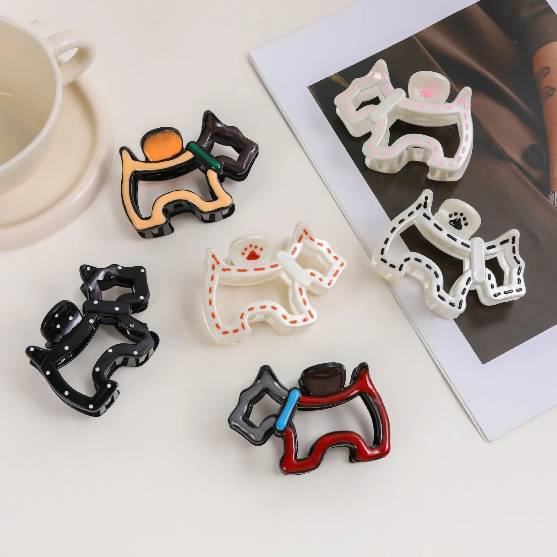 Cute Cartoon Puppy Shaped Hair Claw Clip for Women Colorful Plastic Shark Clips Oil-dripping Various Styles Ladies' Hair Accesso
Cute Cartoon Puppy Shaped Hair Claw Clip for Women Colorful Plastic Shark Clips Oil-dripping Various Styles Ladies' Hair Accesso