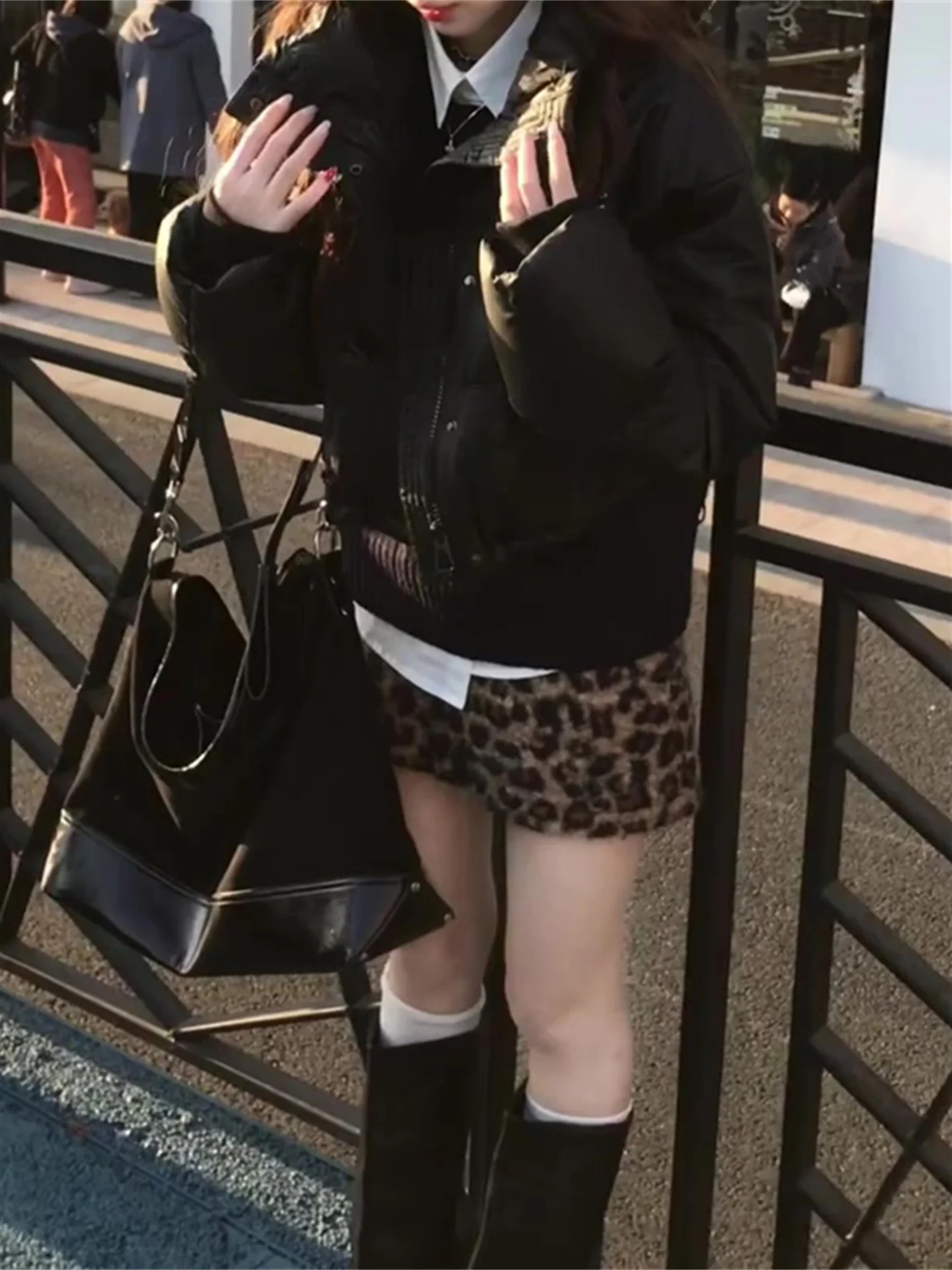 Юбка-трапеция из шерсти с леопардовым принтом в американском ретро-стиле, больших размеров, утепленная, с высокой талией, повседневная, для ежедневной носки
Юбка-трапеция из шерсти с леопардовым принтом в американском ретро-стиле, больших размеров, утепленная, с высокой талией, повседневная, для ежедневной носки