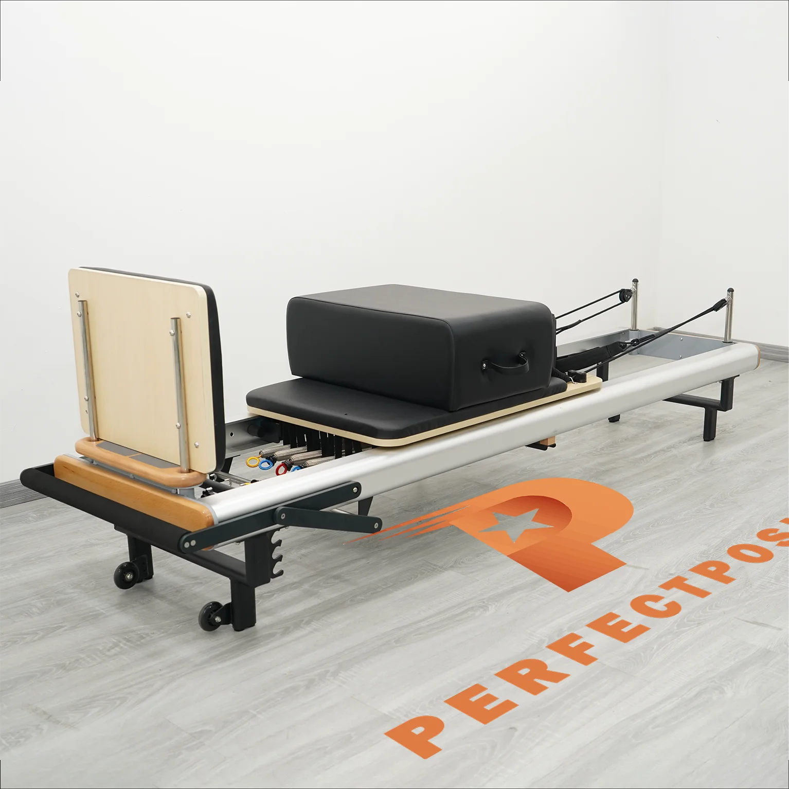Wholesale Hot Sale Gym Studio Equipment With Box And Jump Board Aluminum Pilates Reformer
Wholesale Hot Sale Gym Studio Equipment With Box And Jump Board Aluminum Pilates Reformer