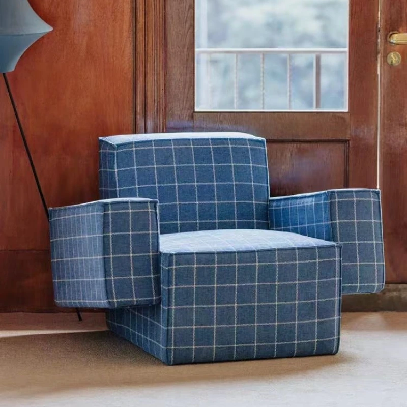 French retro style sofa chair antique style niche design sense living room blue plaid leisure chair
French retro style sofa chair antique style niche design sense living room blue plaid leisure chair