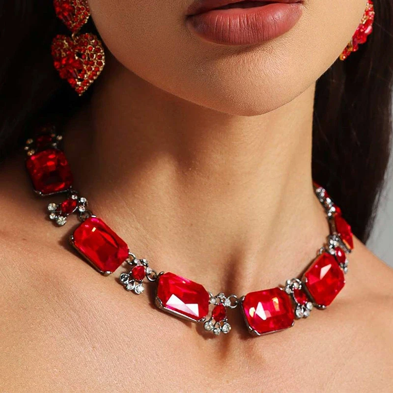 Women Red Necklace Costume Jewelery Accessories Gunmetal Gold Plated Champagne Crystal Rhinestone Statement Choker Necklace
Women Red Necklace Costume Jewelery Accessories Gunmetal Gold Plated Champagne Crystal Rhinestone Statement Choker Necklace