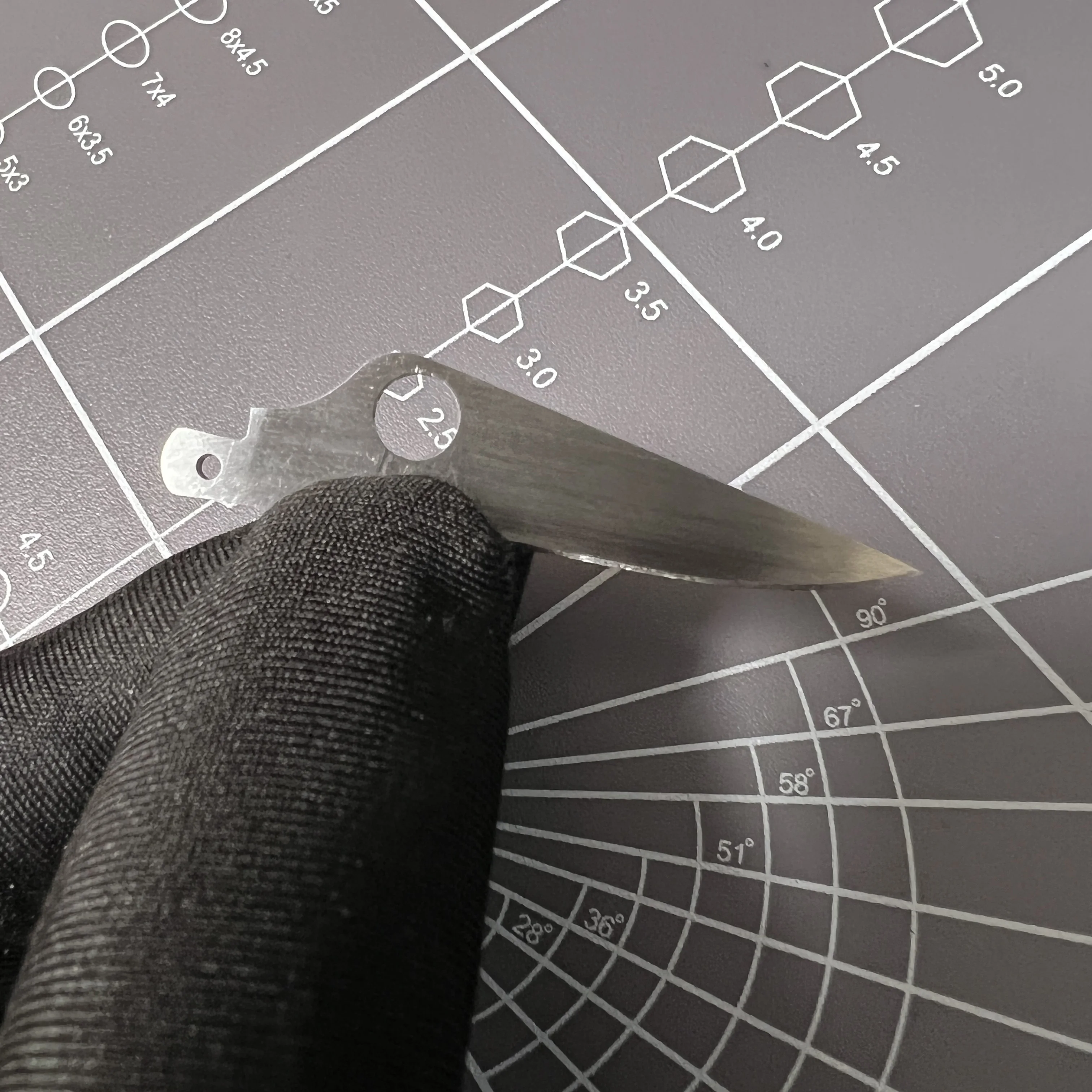 1 шт. основное лезвие из стали VG10 ручной работы для швейцарского армейского ножа Victorinox 58 мм SAK DIY аксессуары
1 шт. основное лезвие из стали VG10 ручной работы для швейцарского армейского ножа Victorinox 58 мм SAK DIY аксессуары