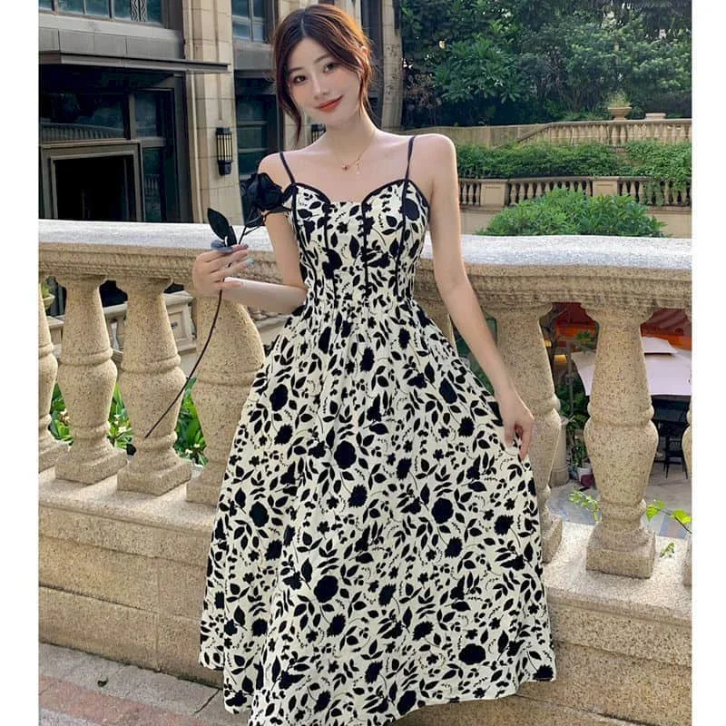 Women Dresses Sleeveless V-neck Floral Printing Slip Dress Korean Fashion Loose Sexy Backless Mid-calf Dress for Women Clothing
Women Dresses Sleeveless V-neck Floral Printing Slip Dress Korean Fashion Loose Sexy Backless Mid-calf Dress for Women Clothing