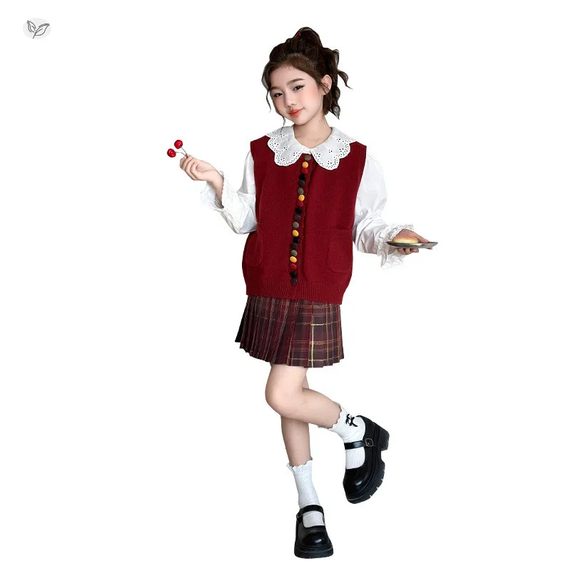 Girls' Suit 2026 Spring New Middle and Older Children's Sweet Doll Shirt Color Buckle Vest Plaid Skirt Three-piece Set
Girls' Suit 2026 Spring New Middle and Older Children's Sweet Doll Shirt Color Buckle Vest Plaid Skirt Three-piece Set