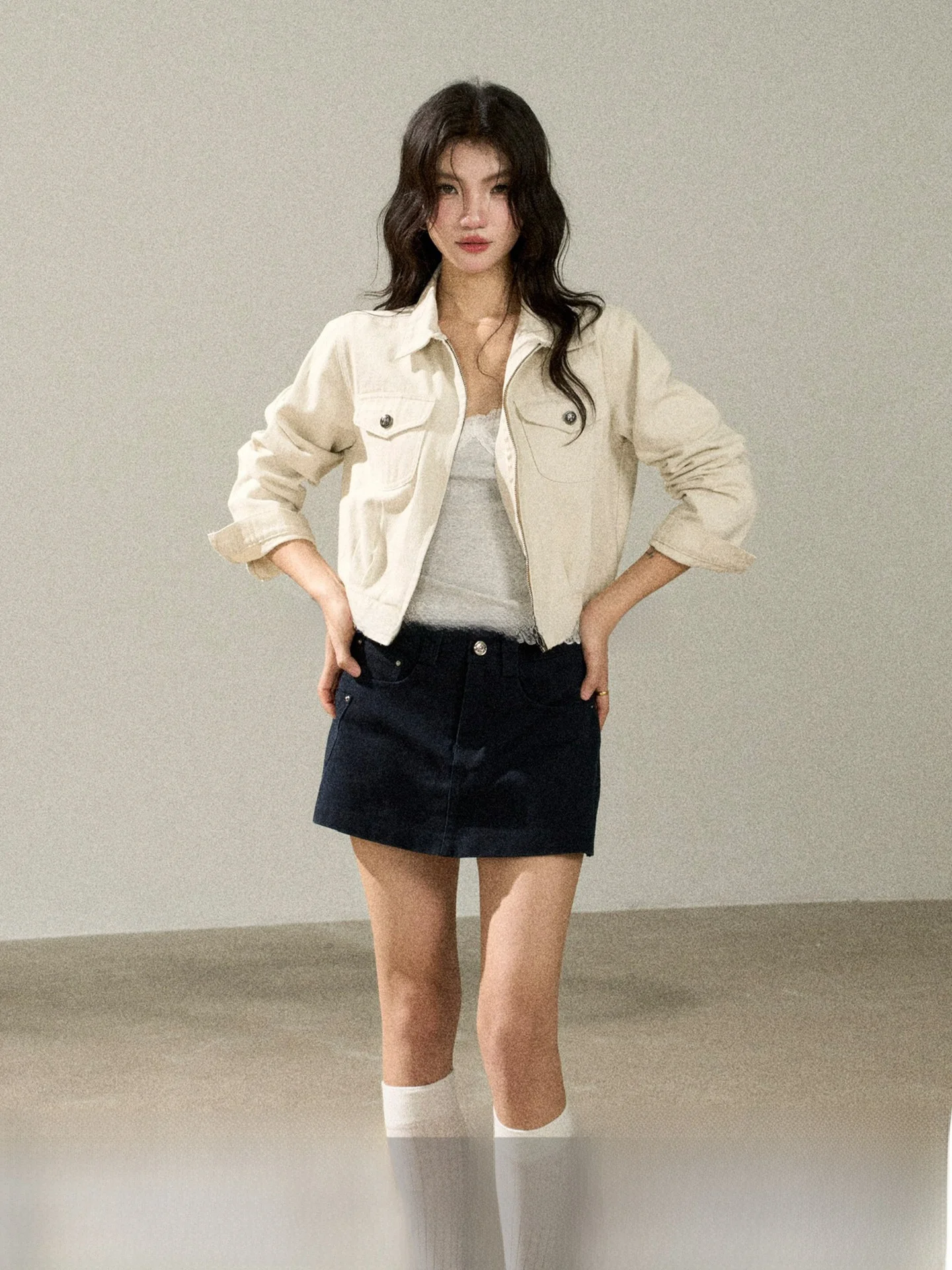 Sweet Cool School Style Shoulder Denim Jacket Short Women's Apricot Spring Cotton Korean Standard Fit Multi Pocket Long Sleeve
Sweet Cool School Style Shoulder Denim Jacket Short Women's Apricot Spring Cotton Korean Standard Fit Multi Pocket Long Sleeve