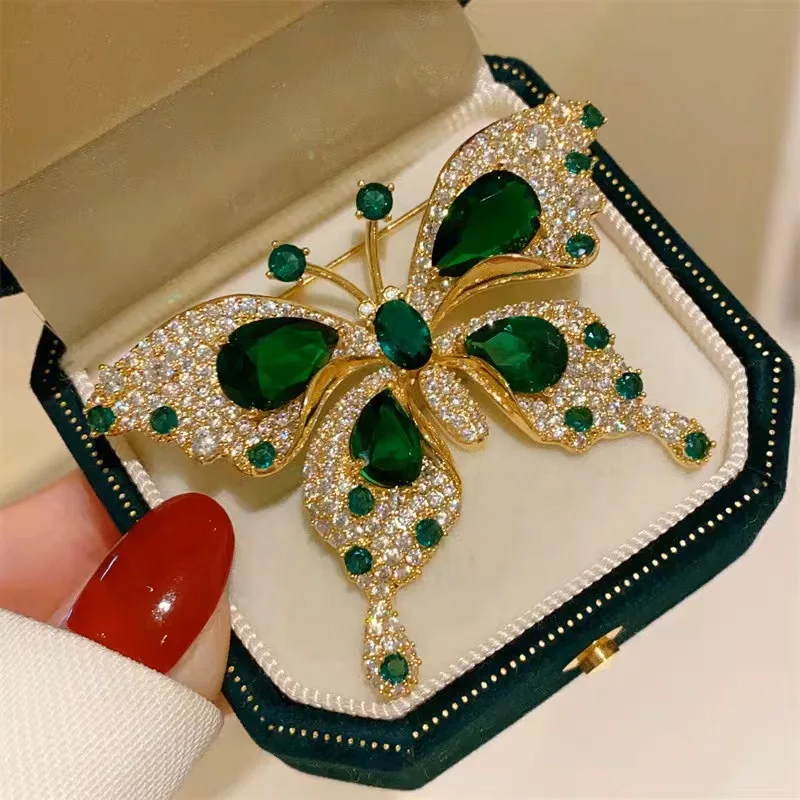 Light luxury high-end butterfly brooch high-end high-end niche design pin clothing accessories women
Light luxury high-end butterfly brooch high-end high-end niche design pin clothing accessories women