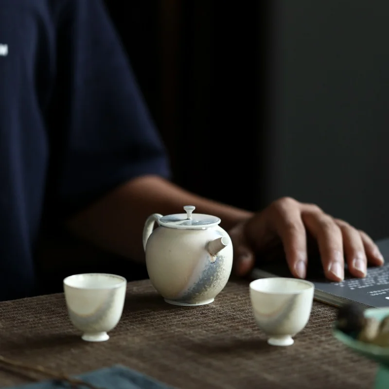 Japanese-Style Egg-Shell Porcelain Kung Fu Tea Set One Pot Two Cups Travel Size Teapot Teacup Manual Zen Firewood Color Ball Hol
Japanese-Style Egg-Shell Porcelain Kung Fu Tea Set One Pot Two Cups Travel Size Teapot Teacup Manual Zen Firewood Color Ball Hol