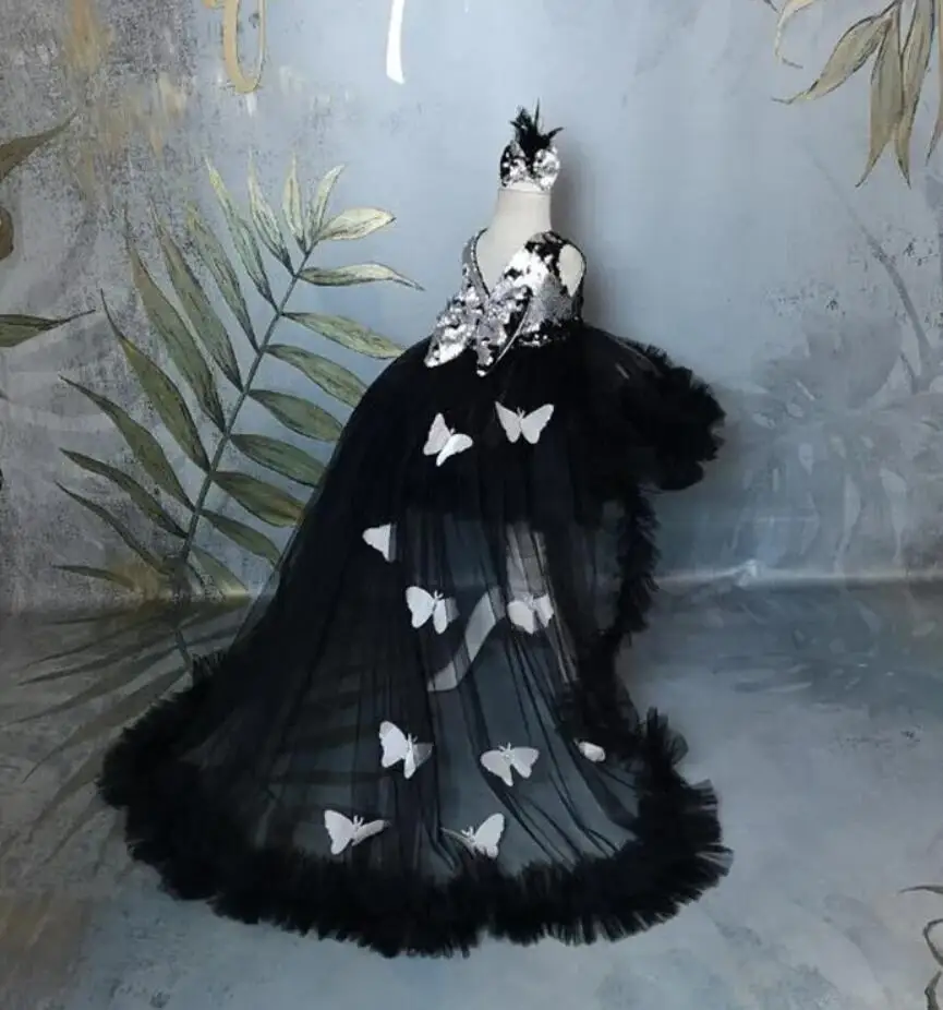 Luxurious Baby Girls Dresses Black Tulle Butterfly Tiered Girls Birthday Party Gown Christmas New Year Dress Gift 1-11Years
Luxurious Baby Girls Dresses Black Tulle Butterfly Tiered Girls Birthday Party Gown Christmas New Year Dress Gift 1-11Years