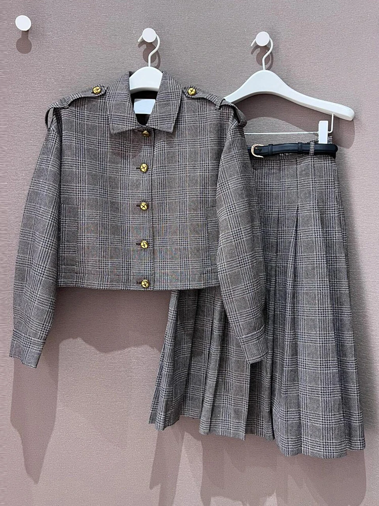 High-End Winter Plaid Coat And Skirt Set Hepburn Sle Women's Faionable Two-Piece Suit Long Sve Button Closure Pol...
High-End Winter Plaid Coat And Skirt Set Hepburn Sle Women's Faionable Two-Piece Suit Long Sve Button Closure Pol...