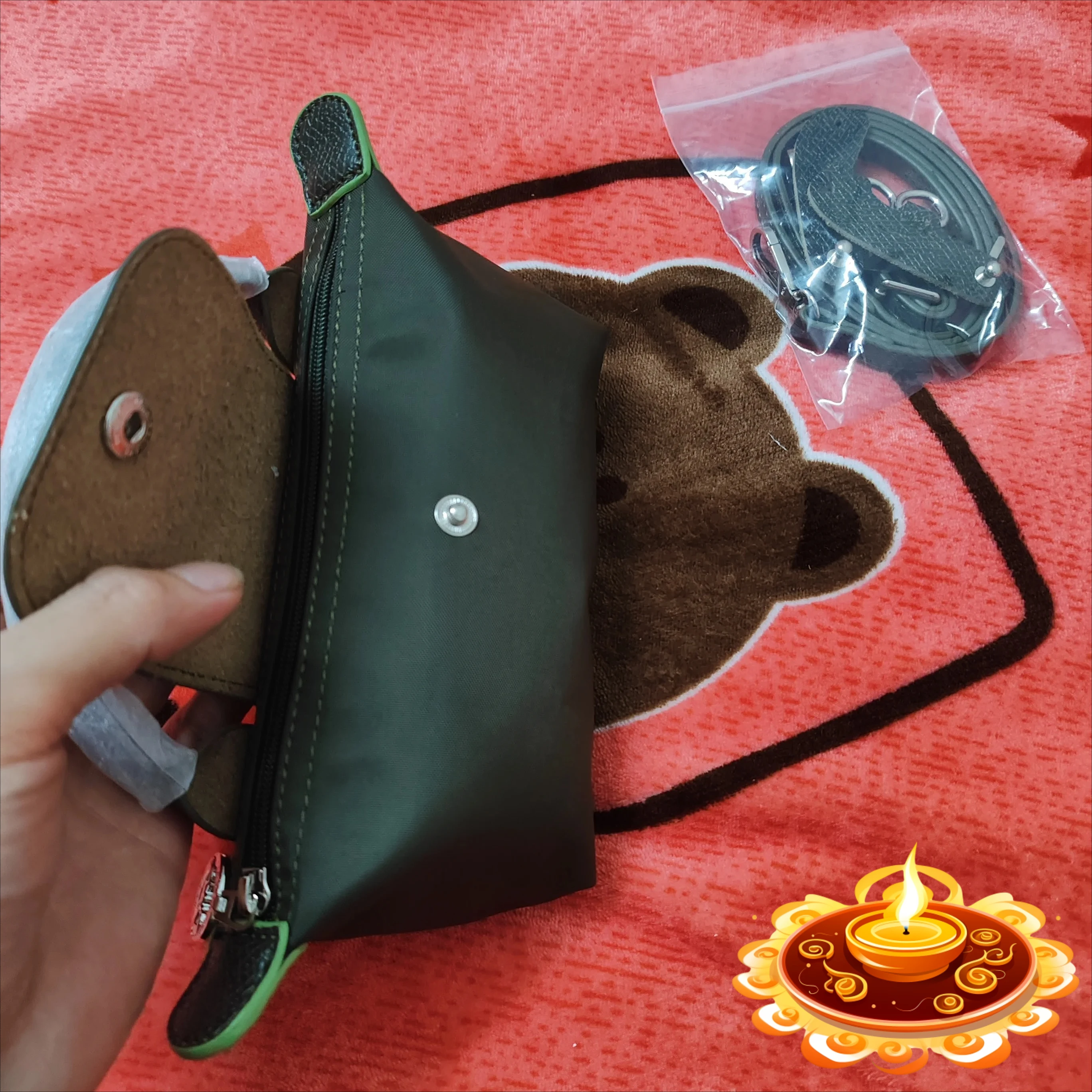 Y2K Ladies Mini Dumpling Shoulder Bag Nylon Phone Bag Mini Handbag with Handle for Daily Use and Daily Travel
Y2K Ladies Mini Dumpling Shoulder Bag Nylon Phone Bag Mini Handbag with Handle for Daily Use and Daily Travel