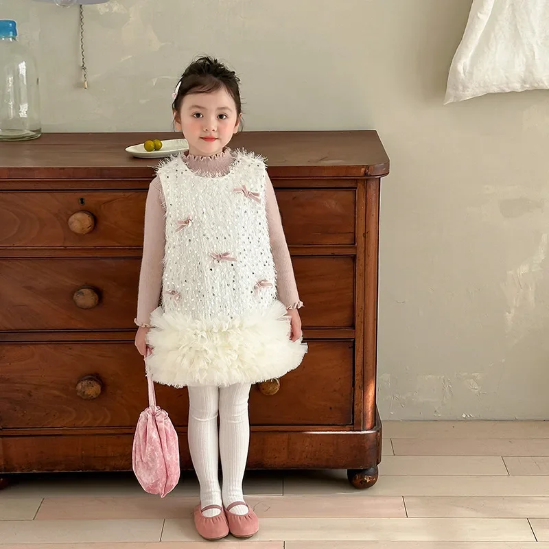 Girls Suit 2024 New Winter Childrens Wear Korean Style Baby Girl Sweater Base Shirt Bow Sequin Sundress Two-piece Set Casual
Girls Suit 2024 New Winter Childrens Wear Korean Style Baby Girl Sweater Base Shirt Bow Sequin Sundress Two-piece Set Casual