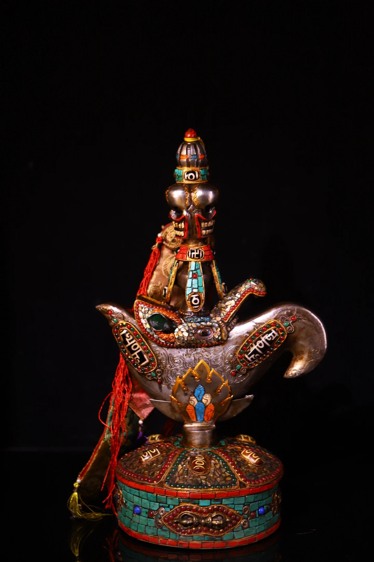 Old Tiantie Mosaic Gem gZi Beads Turquoise Skull Head Vajra Tomahawk Dorje Vajra Phurpa Beast head base Amulet Town House
Old Tiantie Mosaic Gem gZi Beads Turquoise Skull Head Vajra Tomahawk Dorje Vajra Phurpa Beast head base Amulet Town House