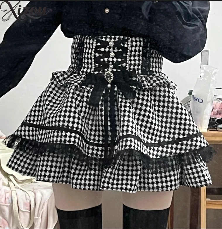 Japanese Lolita Style Lace Bow Pearl Plaid Summer Sweet Girl Bow Kawaii Cute Short Skirt 2025 Women's Casual High Waist Skirts
Japanese Lolita Style Lace Bow Pearl Plaid Summer Sweet Girl Bow Kawaii Cute Short Skirt 2025 Women's Casual High Waist Skirts