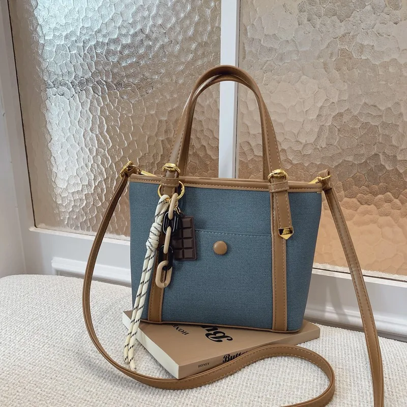 Classic Elegant Minimalist Diaper Bag For Women Designer Leather Large Capacity Tote Luxury Vintage Fashionable Stylish Commuter
Classic Elegant Minimalist Diaper Bag For Women Designer Leather Large Capacity Tote Luxury Vintage Fashionable Stylish Commuter