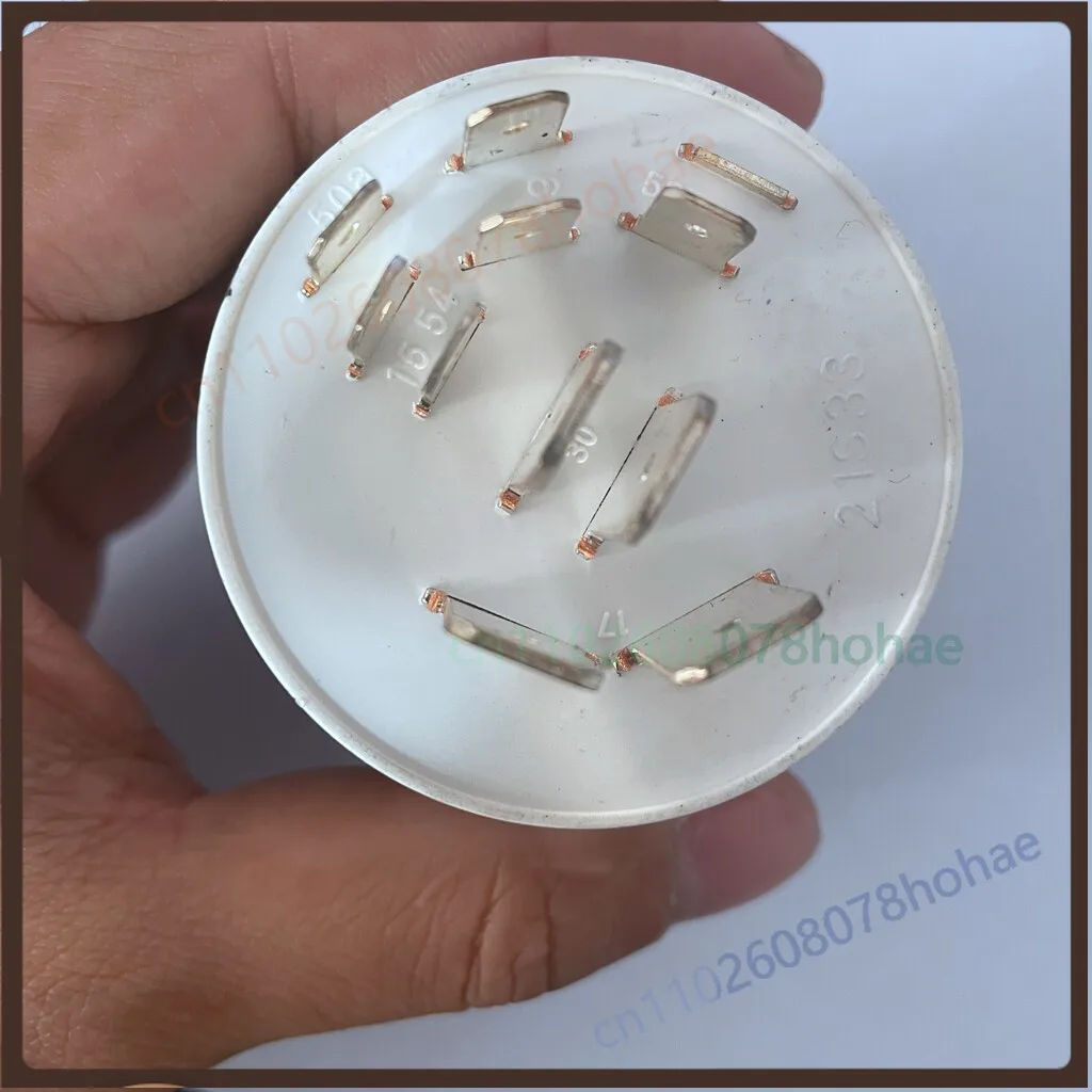 For Deutz 50 Excavator Ignition Switch Start Key 10P For 01182528
For Deutz 50 Excavator Ignition Switch Start Key 10P For 01182528