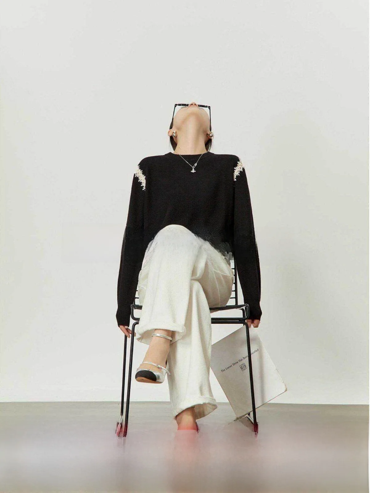 Вязаный свитер ручной работы с цветочным узором из черной шерсти, женский, приталенный, модный, с длинными рукавами, легкий трикотажный топ
Вязаный свитер ручной работы с цветочным узором из черной шерсти, женский, приталенный, модный, с длинными рукавами, легкий трикотажный топ