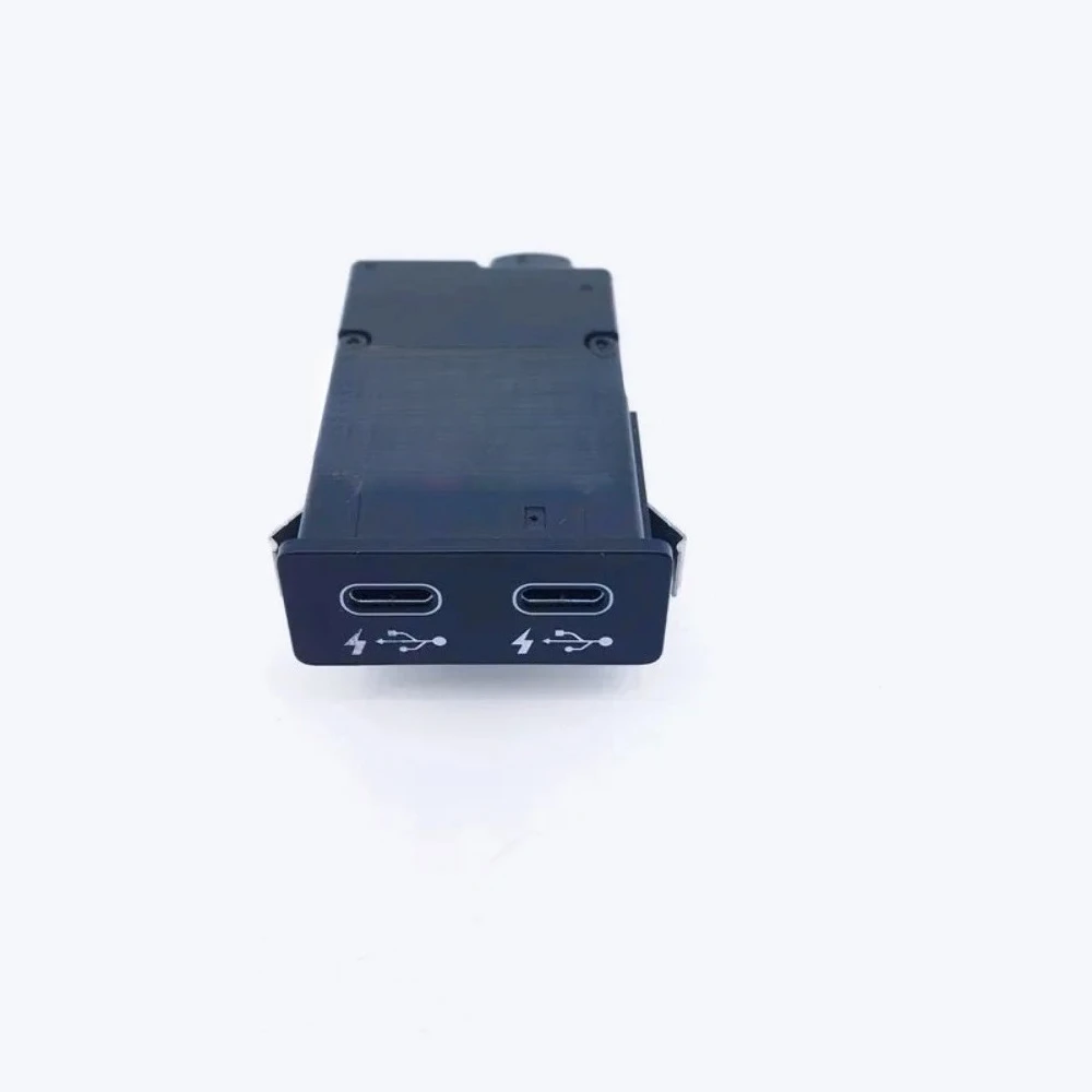 AC-Car USB Connector Car Charger For BMW X1 U11 M35i 2023 2024 All Models Car Central Console TYPE-C Socket Dual Port 84105A57
AC-Car USB Connector Car Charger For BMW X1 U11 M35i 2023 2024 All Models Car Central Console TYPE-C Socket Dual Port 84105A57