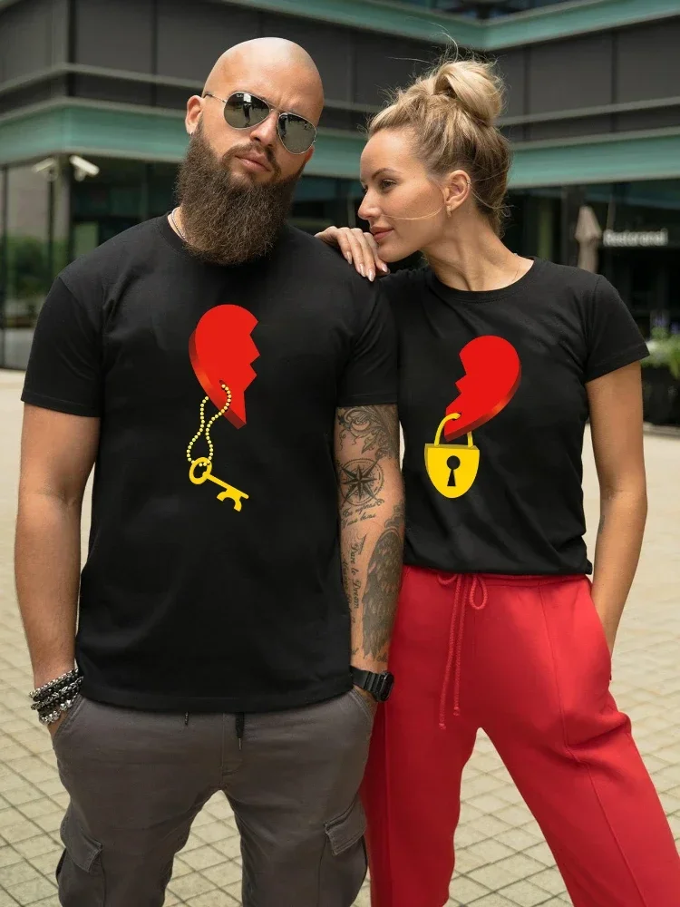 King Queen Couples T Shirt Splicing Key Lock Heart Printed Women Men TShirt Summer T-shirt Casual O-neck Tops Lovers Tee Shirt
King Queen Couples T Shirt Splicing Key Lock Heart Printed Women Men TShirt Summer T-shirt Casual O-neck Tops Lovers Tee Shirt