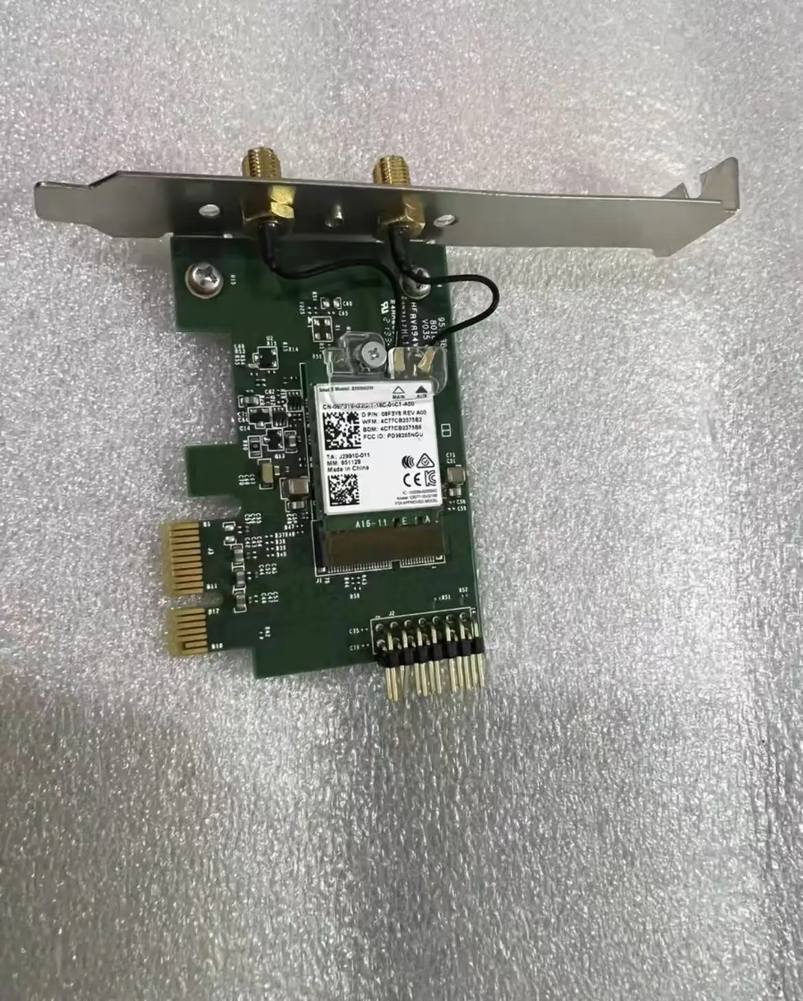 07HP8W 7HP8W для настольных ПК Dell PCIe Intel 8260AC 1200 м двухдиапазонная плата беспроводной карты
07HP8W 7HP8W для настольных ПК Dell PCIe Intel 8260AC 1200 м двухдиапазонная плата беспроводной карты