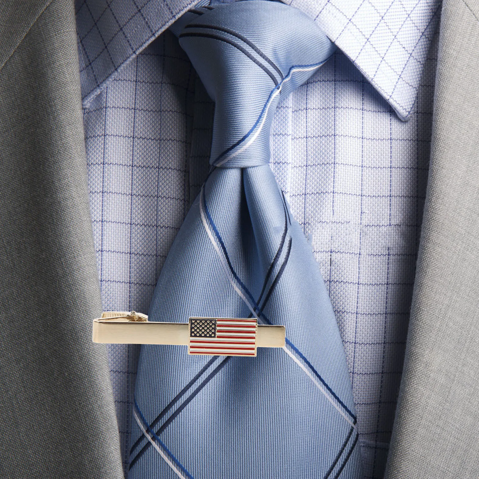 American Flag Clip Gold Patriotic Design Durable For Men Business Wedding Formal Events Metal Suit Accessories
American Flag Clip Gold Patriotic Design Durable For Men Business Wedding Formal Events Metal Suit Accessories