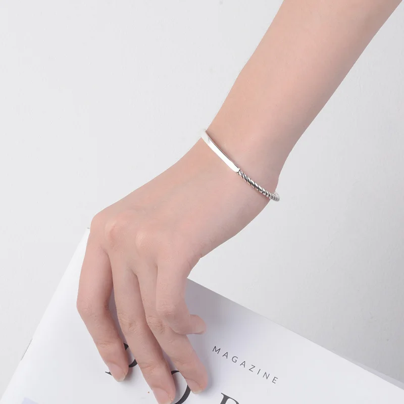 New Bracelet Jewelry Bracelet Creative Fashion Versatile Opening Thai Silver Retro Bracelet
New Bracelet Jewelry Bracelet Creative Fashion Versatile Opening Thai Silver Retro Bracelet