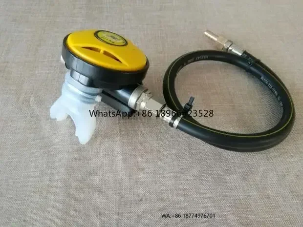 Оборудование для подводного плавания — второй ступени, кальяна Octopus с мундштуком
Оборудование для подводного плавания — второй ступени, кальяна Octopus с мундштуком