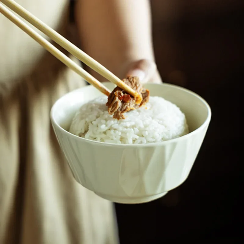 Retro Style Simple Practical Ceramic Rice Dessert High Value Household Rice Solid Color Tableware Small Bowl
Retro Style Simple Practical Ceramic Rice Dessert High Value Household Rice Solid Color Tableware Small Bowl