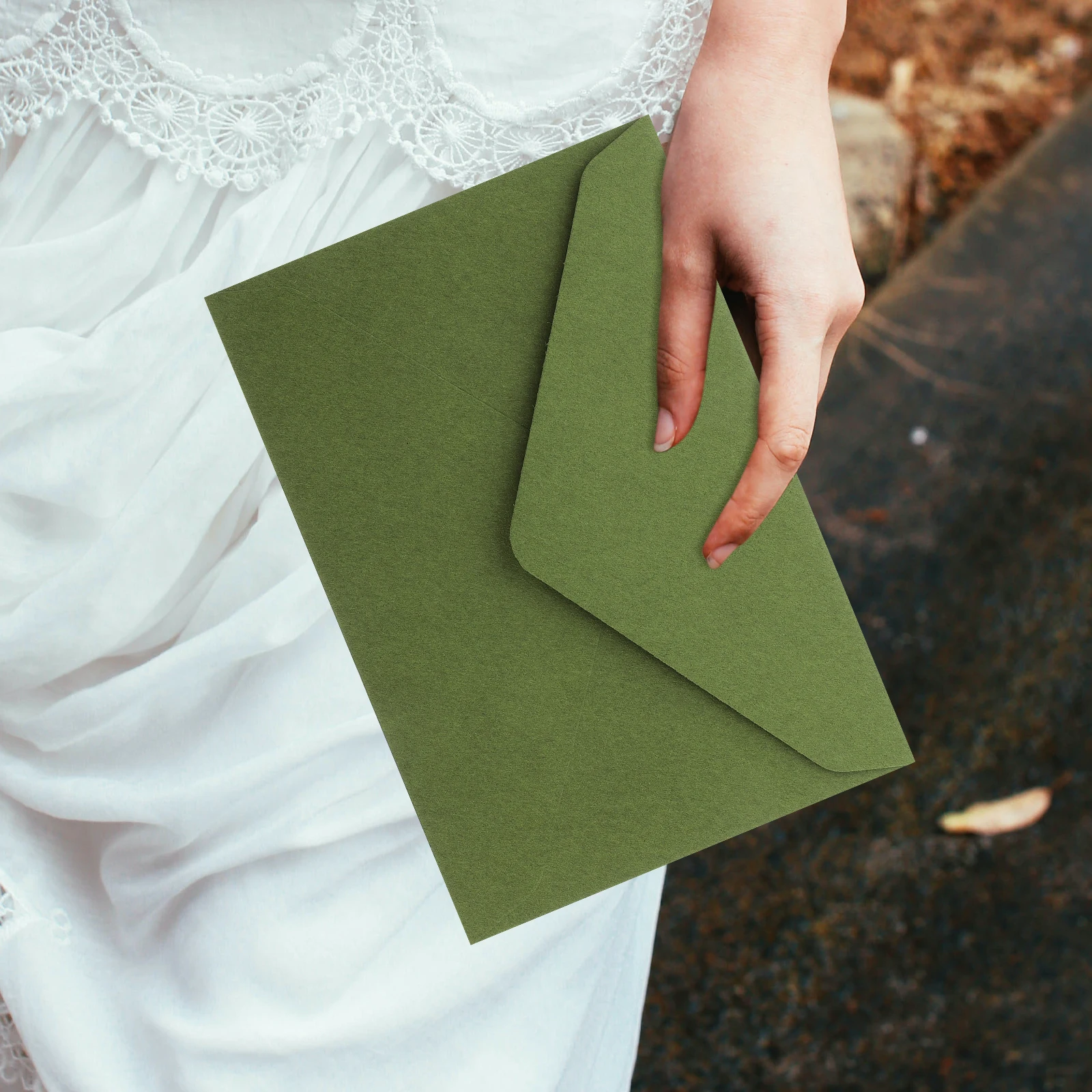 40pcs Thick Vintage Envelopes 120g Retro Green Invitations Wedding Party Cards Elegant Design Printing Products Birthday
40pcs Thick Vintage Envelopes 120g Retro Green Invitations Wedding Party Cards Elegant Design Printing Products Birthday