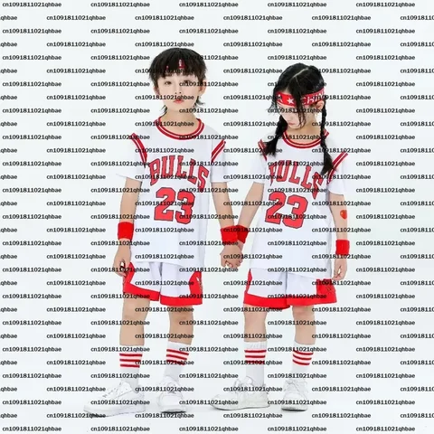 2025 Conjunto de camiseta de baloncesto para niños, conjunto deportivo informal de secado rápido, transpirable, camiseta sin mangas, pantalones cortos, conjunto de 2 piezas