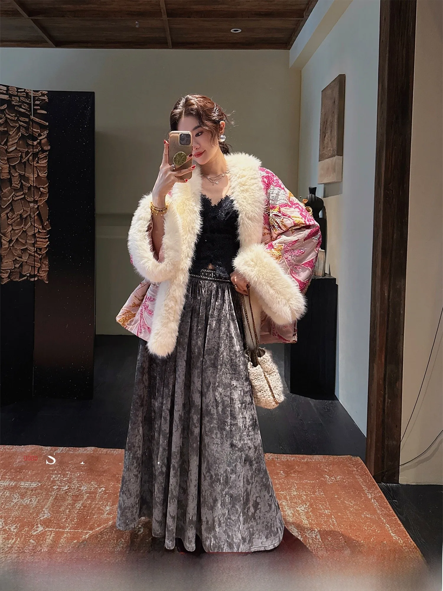 Потрясающая бархатная юбка А-силуэта с цветочным принтом в китайском стиле, новая модель для женщин, осень-зима
Потрясающая бархатная юбка А-силуэта с цветочным принтом в китайском стиле, новая модель для женщин, осень-зима