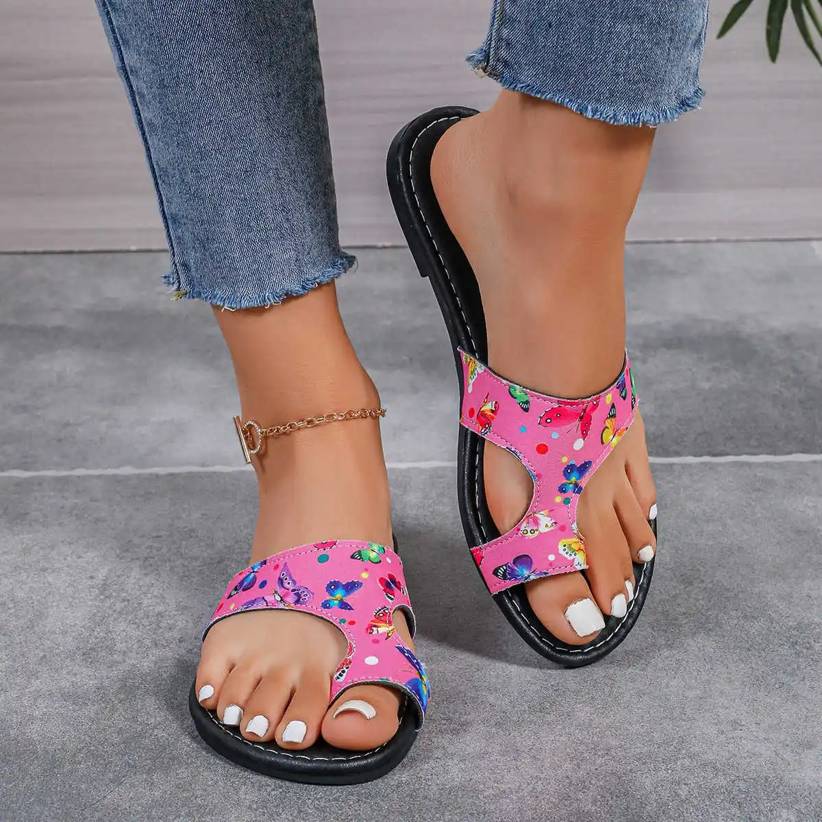 Женские пляжные мягкие шлепанцы-сандалии, удобные женские сандалии, женские кроссовки-сандалии для спорта, низкая цена
Женские пляжные мягкие шлепанцы-сандалии, удобные женские сандалии, женские кроссовки-сандалии для спорта, низкая цена