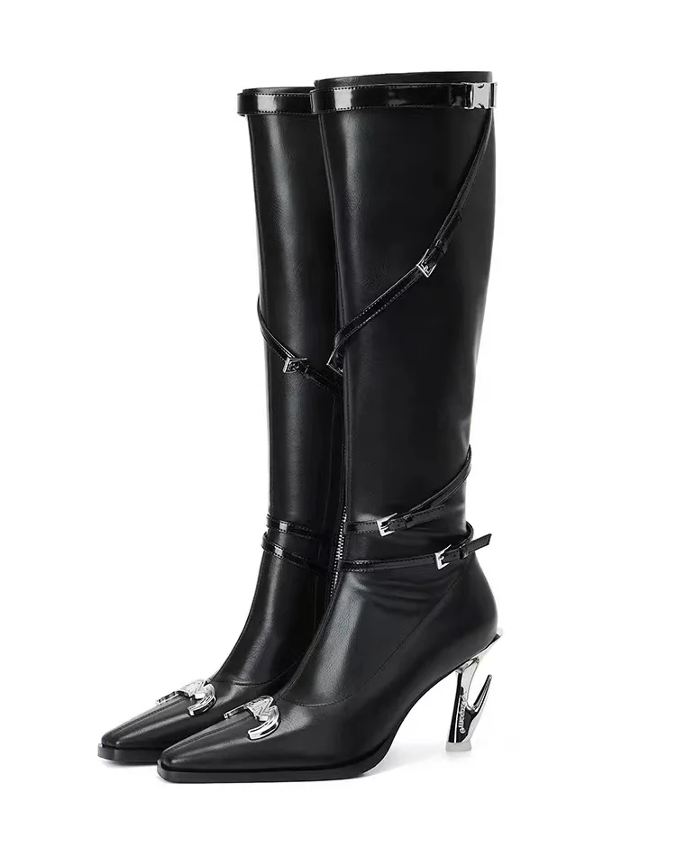 British Style Metal Belt Buckle Sexy Knee-High Boots Retro Pointed Shaped with Zipper Knight Boots Punk Women's Boots
British Style Metal Belt Buckle Sexy Knee-High Boots Retro Pointed Shaped with Zipper Knight Boots Punk Women's Boots
