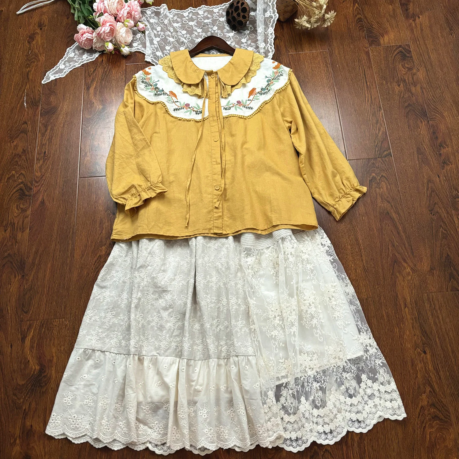 Spring and Summer New Mori Style Japanese Women's Embroidered Collar Loose All-Matching Long Sleeve Shirt Elastic Waist Skirt
Spring and Summer New Mori Style Japanese Women's Embroidered Collar Loose All-Matching Long Sleeve Shirt Elastic Waist Skirt