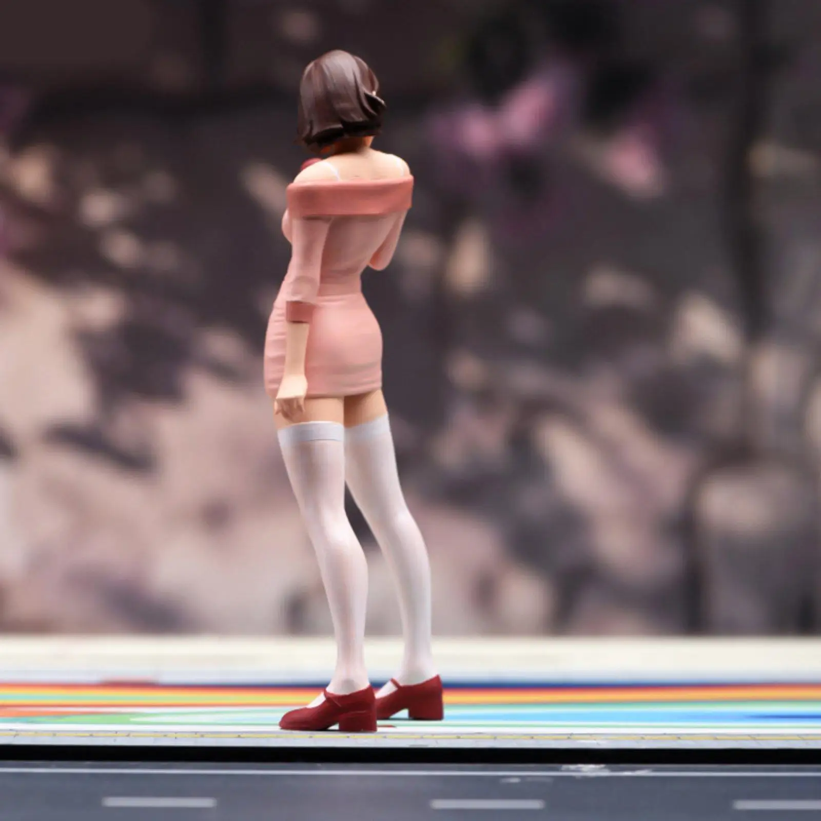 1/18 Scale Short Girl Model, Stimulated Role Play 3D Character Model, with High Socks for Miniature Scene
1/18 Scale Short Girl Model, Stimulated Role Play 3D Character Model, with High Socks for Miniature Scene