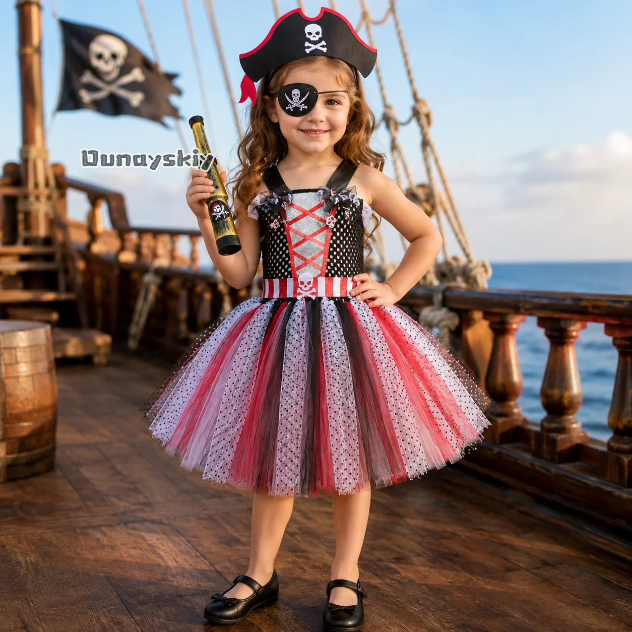 Girl Pirate Cosplay Costume Costume Halloween Pirate Jack Suit Girls Stage Performance Clothes with Hat and Eye Mask Full Set
Girl Pirate Cosplay Costume Costume Halloween Pirate Jack Suit Girls Stage Performance Clothes with Hat and Eye Mask Full Set