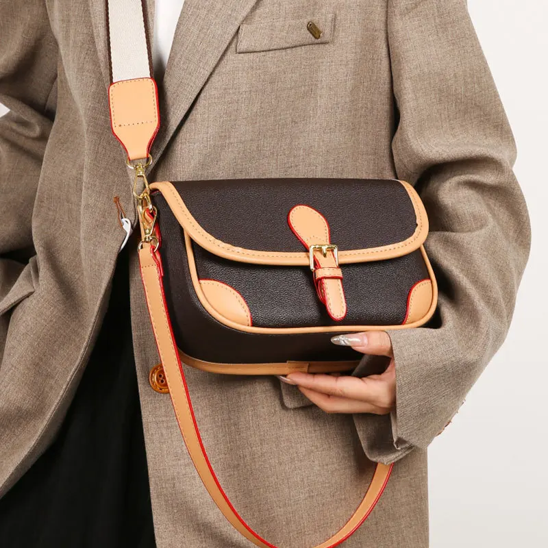 Trendy Minimalist Saddle Bag - Vintage Color Block Crossbody Shoulder Bag, Large Capacity Quality Handbag for Daily Commute
Trendy Minimalist Saddle Bag - Vintage Color Block Crossbody Shoulder Bag, Large Capacity Quality Handbag for Daily Commute