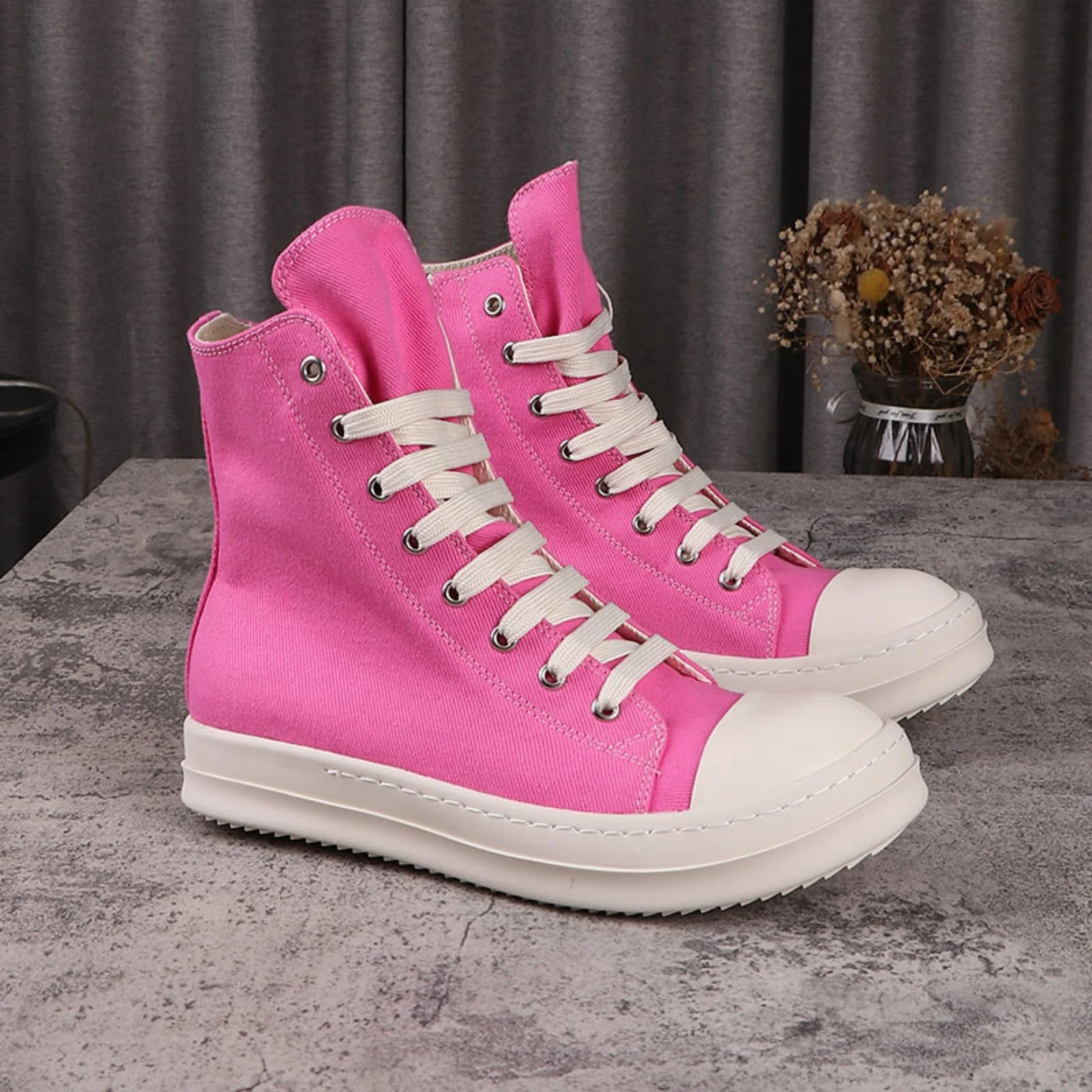 High top Quality Men and Women Casual Sneakers 35-48 Fashion Designer Canvas shoes Punk Goth Zipper RO Trendy Tennis shoes
High top Quality Men and Women Casual Sneakers 35-48 Fashion Designer Canvas shoes Punk Goth Zipper RO Trendy Tennis shoes