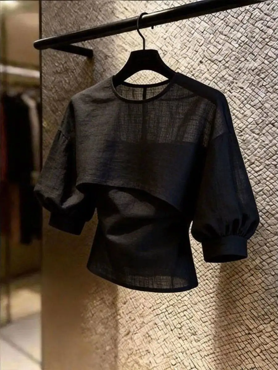Unique Beautiful Fashionable Short Sleeve round Neck Women's Shirt Summer New Design Sensation Small Audience Elegant Shirt
Unique Beautiful Fashionable Short Sleeve round Neck Women's Shirt Summer New Design Sensation Small Audience Elegant Shirt