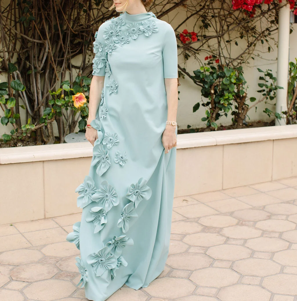 Mignon Crepe Straight High-neck Formal Dress 3D Flowers Prom Gown Dress Evening Party Dress for Women 2024
Mignon Crepe Straight High-neck Formal Dress 3D Flowers Prom Gown Dress Evening Party Dress for Women 2024