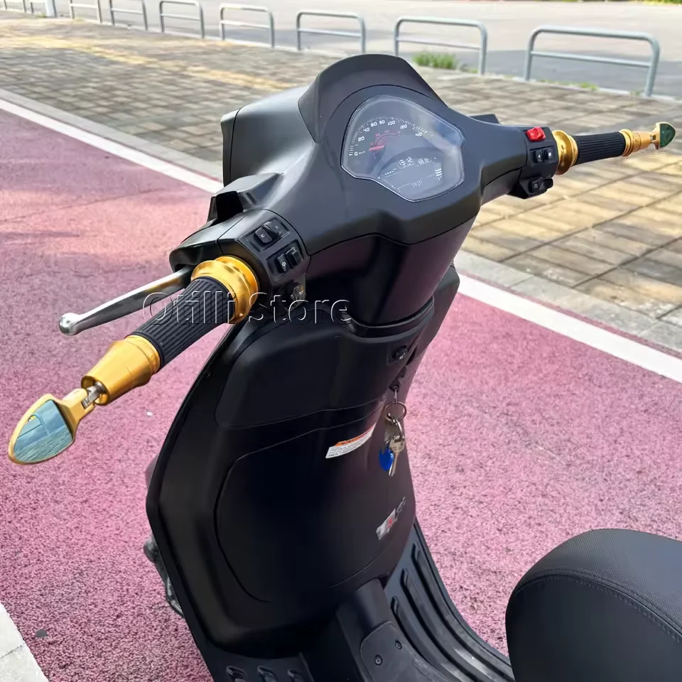 CNC Motorcycle Hand Grips Bar End Mirrors Handlebar Tip Rearview For Vespa Sprint 150 Primavera 150 GTV 300 GTS 125 300 Super
CNC Motorcycle Hand Grips Bar End Mirrors Handlebar Tip Rearview For Vespa Sprint 150 Primavera 150 GTV 300 GTS 125 300 Super