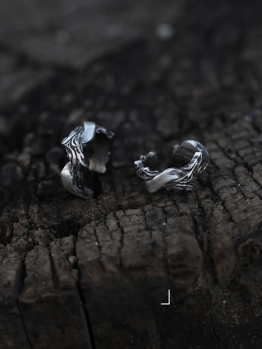 Original YINSHU the Float Wood 999 Silver Ear Cuff No Piercing Men Women Neutral Ear Jewelry Fashionable Sensation
Original YINSHU the Float Wood 999 Silver Ear Cuff No Piercing Men Women Neutral Ear Jewelry Fashionable Sensation