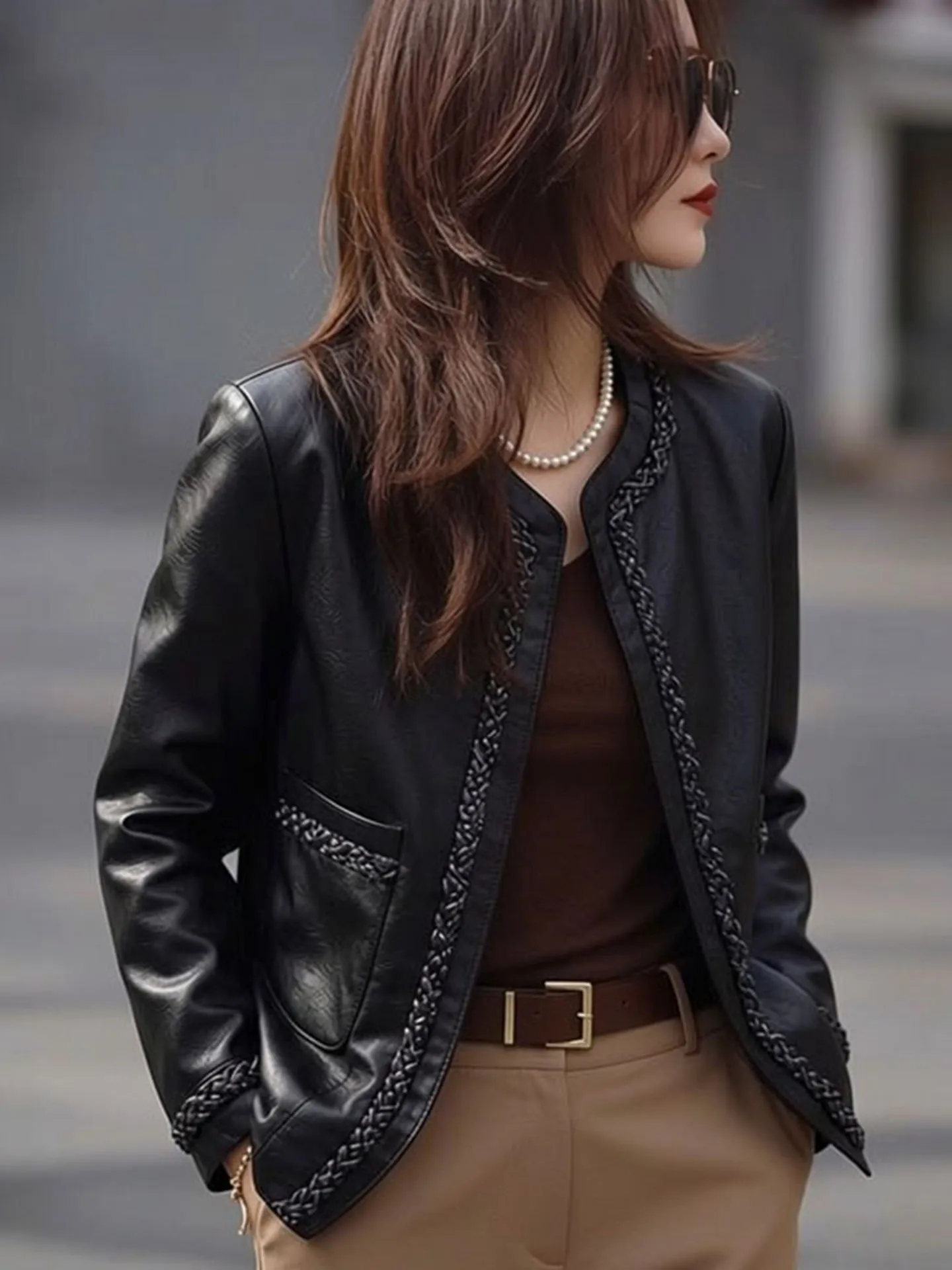 Retro Motorcycle Sle ort Bla Leather Jaet Women's Spring 2026 New Arrival Ele Feel Top Coat Zipper Closure
Retro Motorcycle Sle ort Bla Leather Jaet Women's Spring 2026 New Arrival Ele Feel Top Coat Zipper Closure