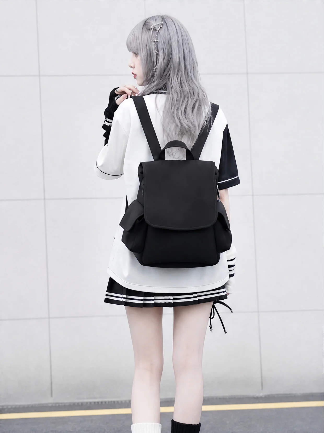 YONAIGA Original Minimalist Canvas Backpack Unisex Small Capacity Versatile Casual Style Youth Backpack Water-Resistant Foldable
YONAIGA Original Minimalist Canvas Backpack Unisex Small Capacity Versatile Casual Style Youth Backpack Water-Resistant Foldable