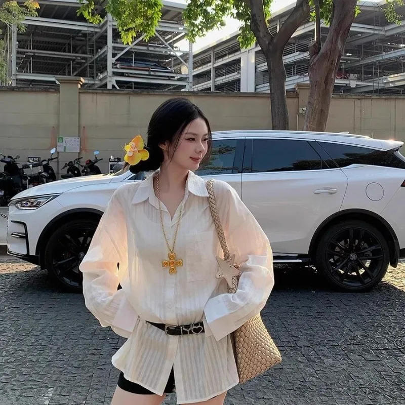 Deeptown Elegant White Striped Women Shirts See Through Long Sleeve Korean Fashion Loose Blouses Female Basic Aesthetic Casual
Deeptown Elegant White Striped Women Shirts See Through Long Sleeve Korean Fashion Loose Blouses Female Basic Aesthetic Casual