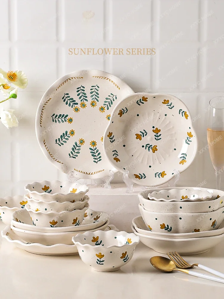 Ink Japanese Modern Bowl and Dish Set Household Ceramic Bowl Plate Tableware Housewarming Tableware Set Combination Sunflower
Ink Japanese Modern Bowl and Dish Set Household Ceramic Bowl Plate Tableware Housewarming Tableware Set Combination Sunflower