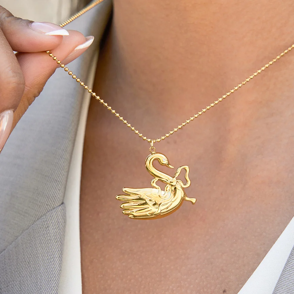 Light Luxury Swan Necklace Niche Collarbone Chain Colorfast Stainless Steel Pendant Women Valentine's Day Trendy Jewelry Gifts
Light Luxury Swan Necklace Niche Collarbone Chain Colorfast Stainless Steel Pendant Women Valentine's Day Trendy Jewelry Gifts