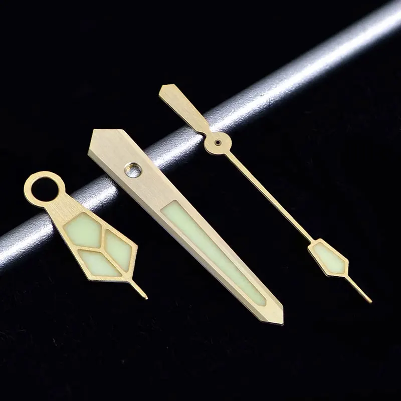 Heimdallr Watch Parts Golden Brushed C3 Green Luminous Watch Hand Suitable For NH35/36 Automatic Movement
Heimdallr Watch Parts Golden Brushed C3 Green Luminous Watch Hand Suitable For NH35/36 Automatic Movement